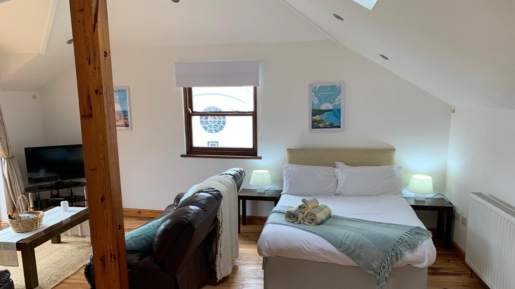 Penthouse 3 - Spacious Harbourside Apartment With Stunning Sea Views Penzance Kültér fotó